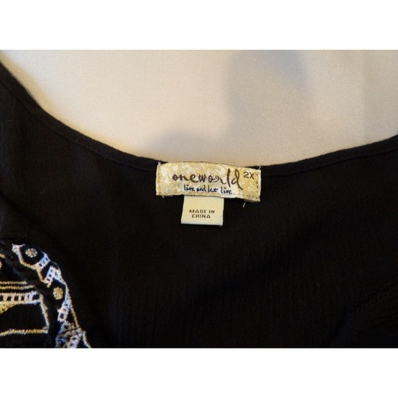One World Live & Let Live 2X Black Top Boho Crepe Sheer Gauzy Embroidered V Nec - Picture 8 of 9